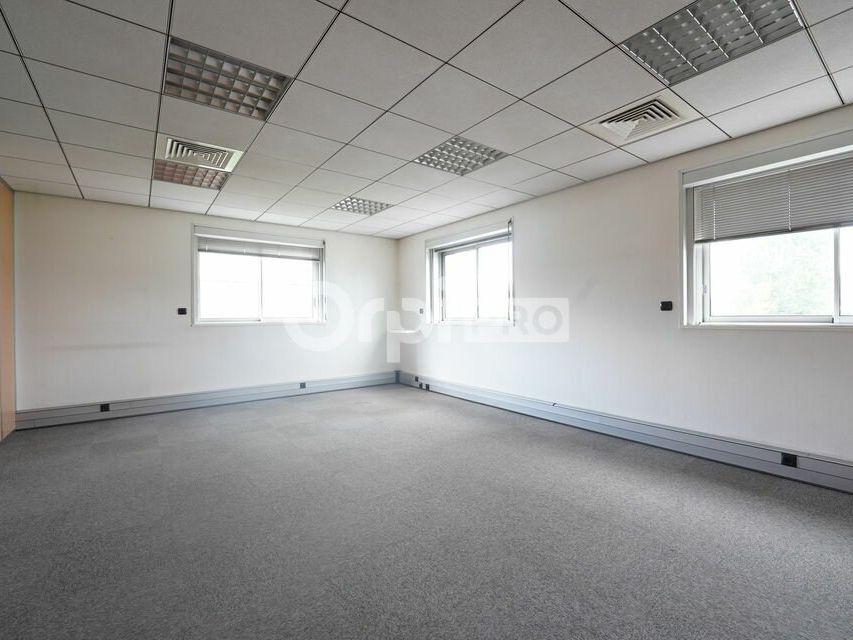 Location bureaux 177 m² non divisibles