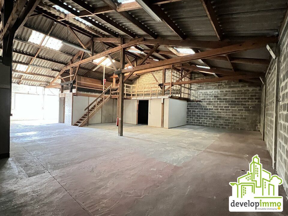 Location local d''activites 440 m² non divisibles