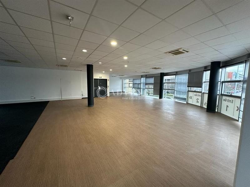 PLATEAUX DE BUREAUX A PARTIR DE 562 M²