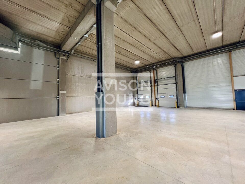 A louer local d'activités neuf d'une superficie de 2 635 m² - TREMBLAY-EN-FRANCE (95)