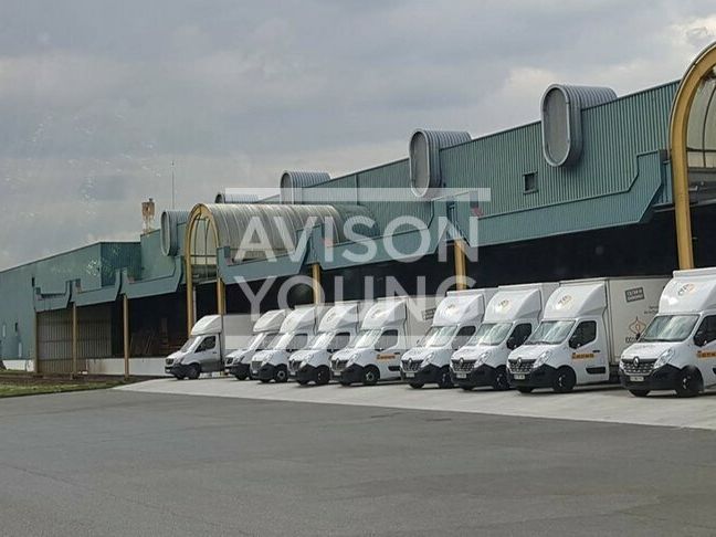 Location local d''activites 3980 m² non divisibles