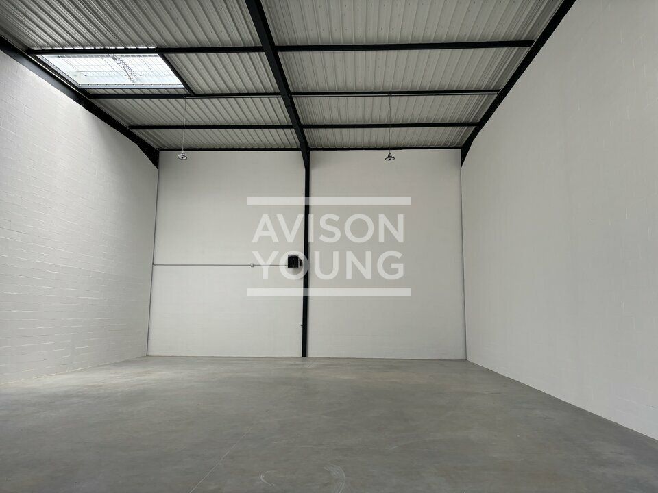 Location local d''activites 360 m² non divisibles