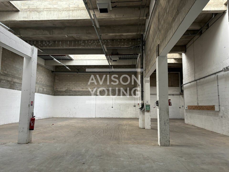 Location local d''activites 633 m² non divisibles