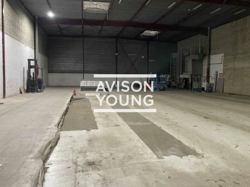 Local d'activités à louer à  Saint Denis 