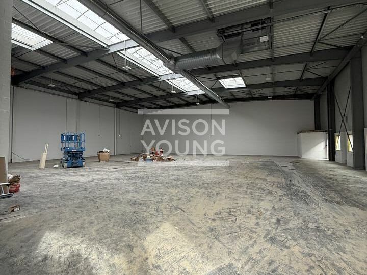 Location local d''activites 760 m² non divisibles