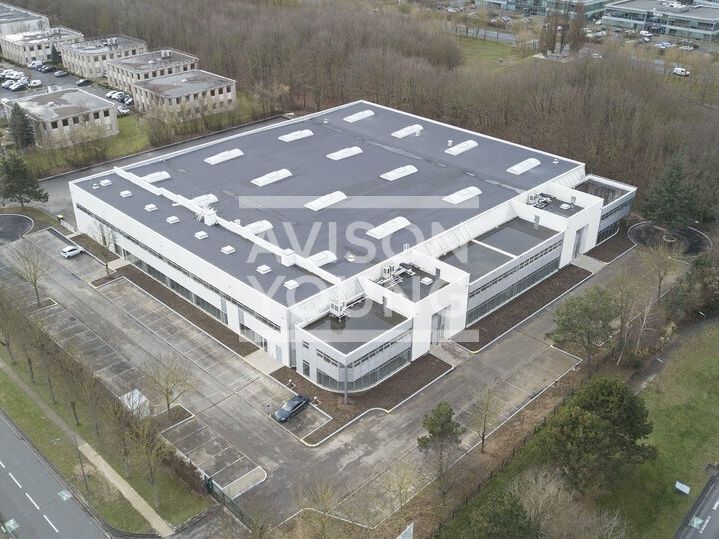 Location local d''activites 1474 m² non divisibles