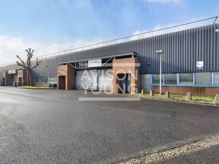 Location local d''activites 494 m² non divisibles