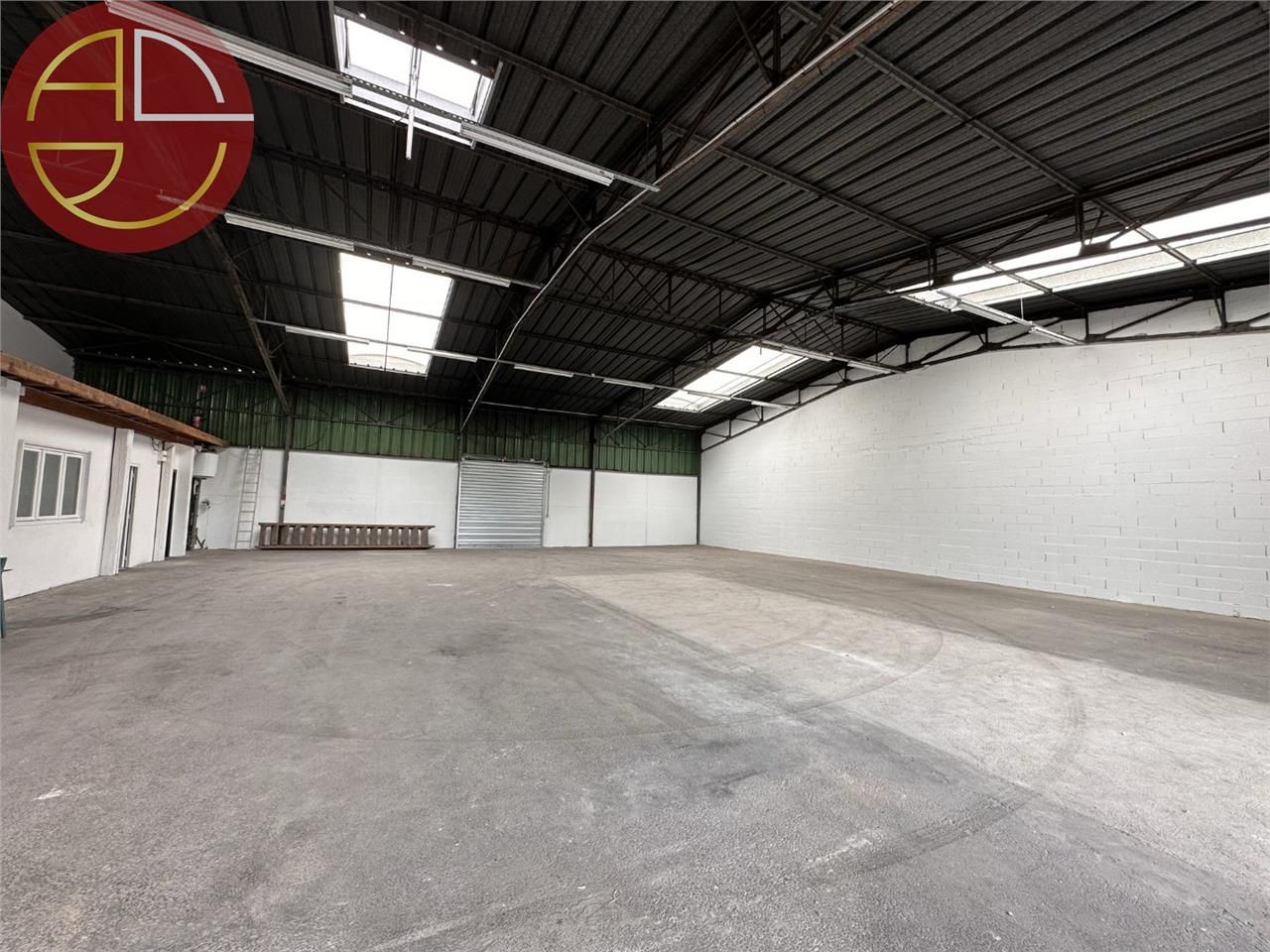 Location local 400 m² à TOULOUSE
