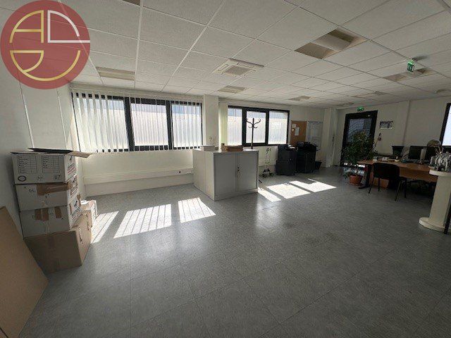 Location bureaux 817 m² à QUINT FONSEGRIVES