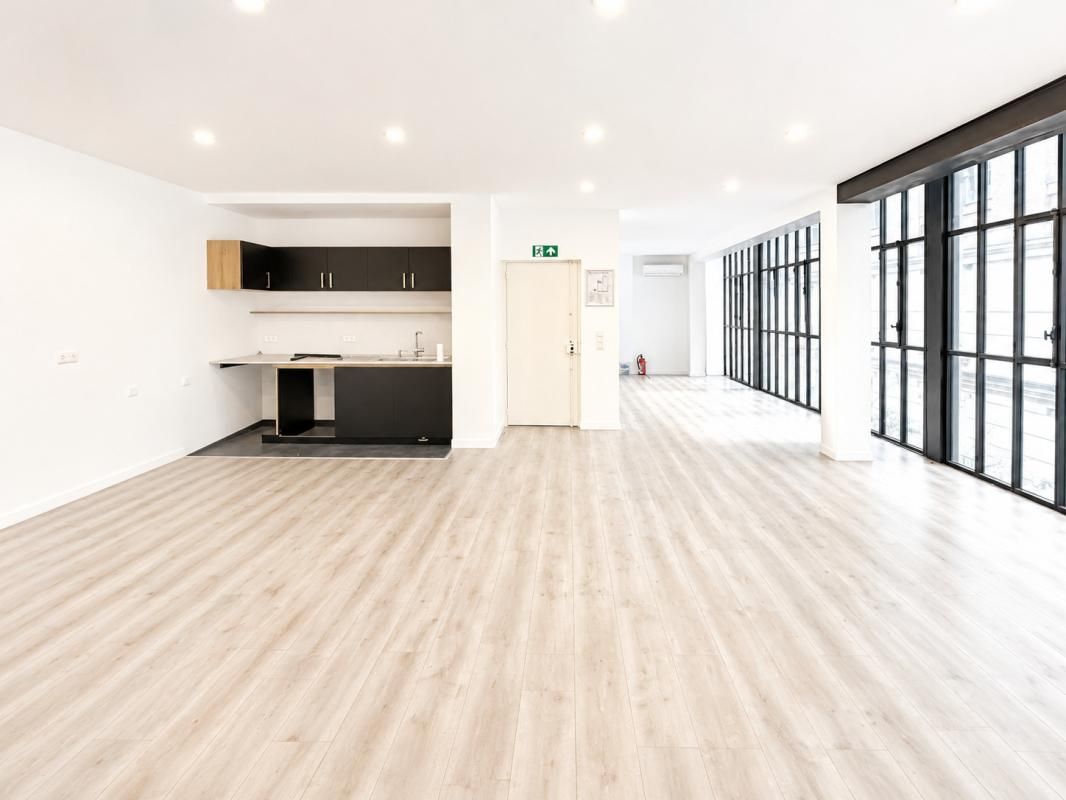 Location bureaux 133 m² non divisibles