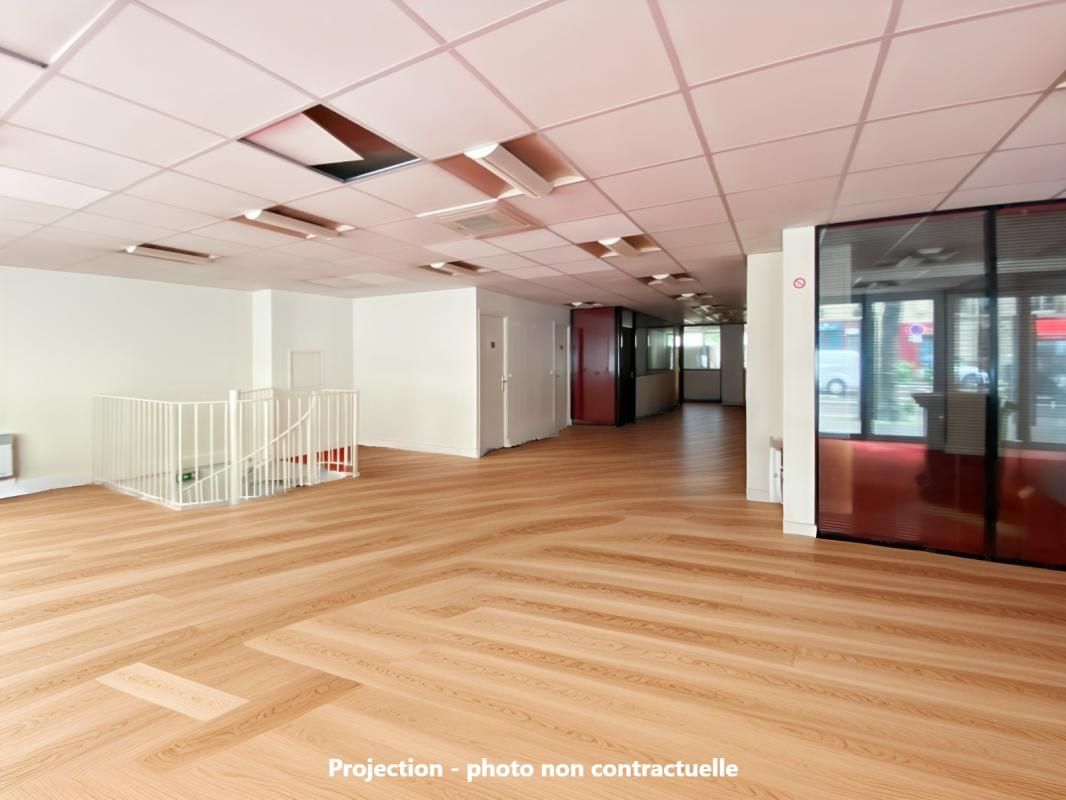 Location local commercial 177 m² non divisibles