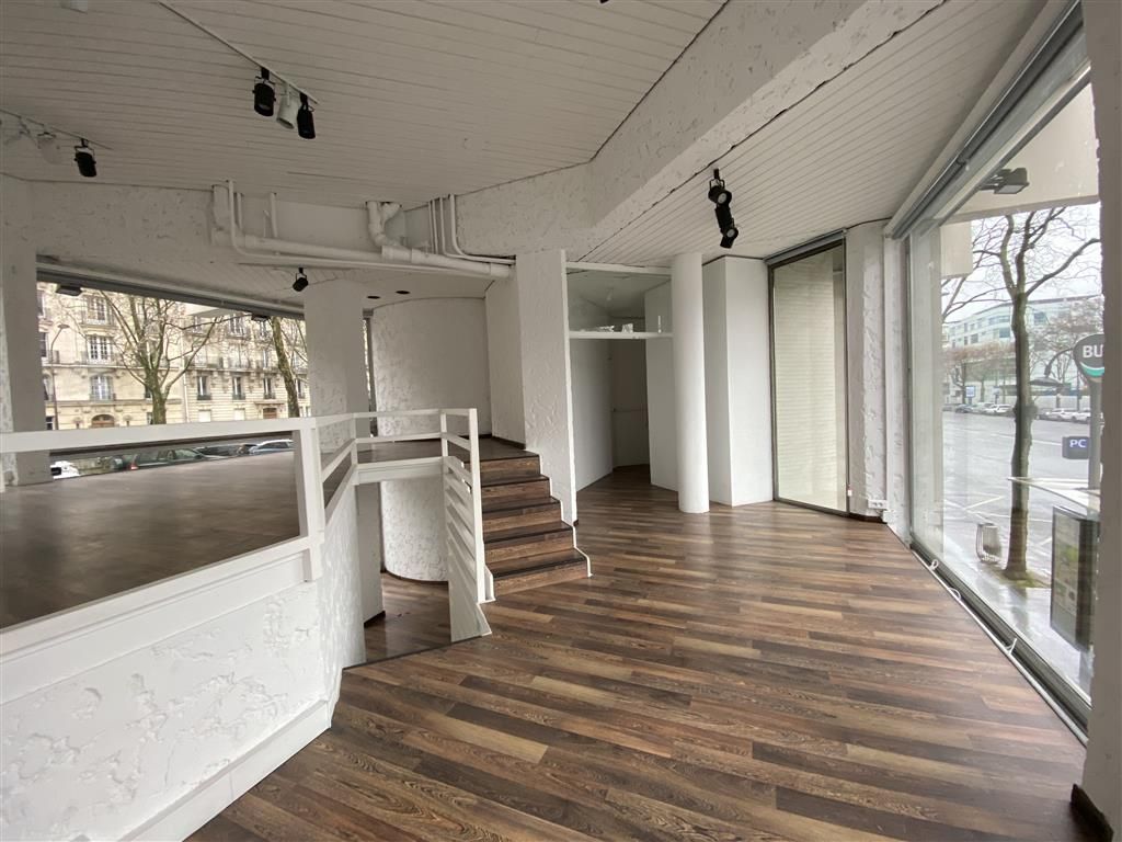 Location bureaux 100 m² non divisibles