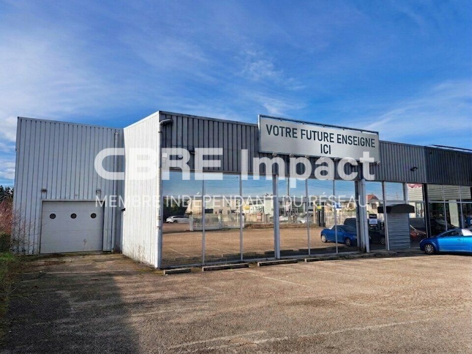 Location local commercial 885 m² non divisibles