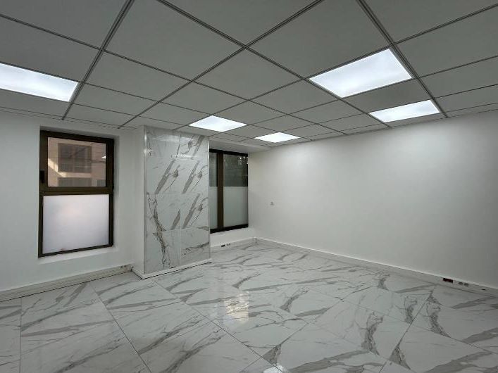 Location bureaux 75 m² non divisibles