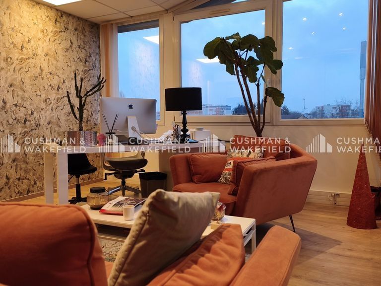 Vente bureaux 96 m² non divisibles