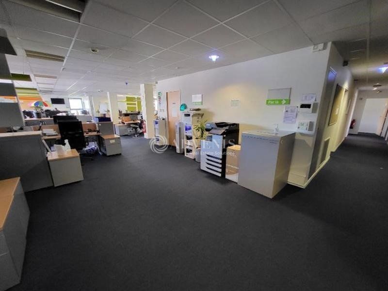Location bureaux 467 m² non divisibles