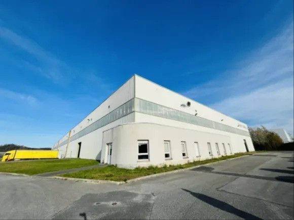 Location local 12185 m² à Gonfreville-l''Orcher