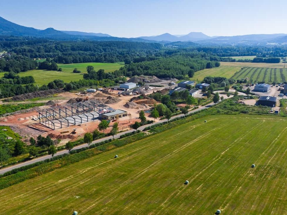 Vente terrain 150000 m² à Remomeix