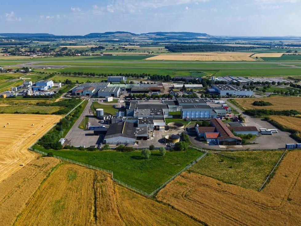 Vente terrain 282000 m² à Juvaincourt