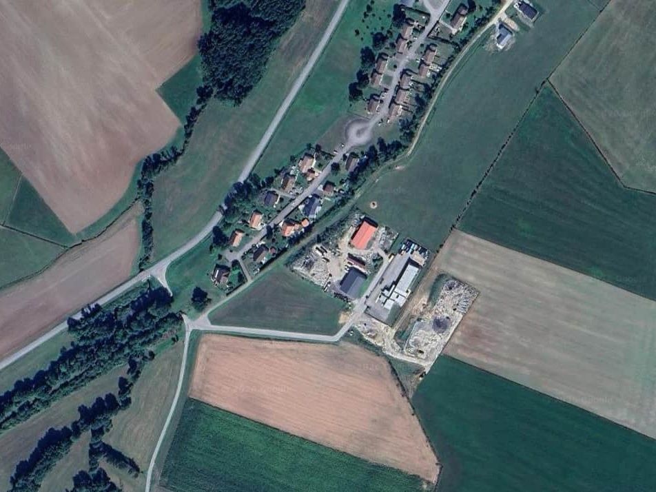 Vente terrain 3641 m² à Lerrain
