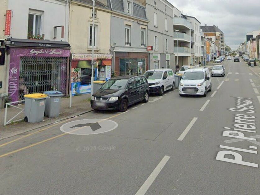 Location local commercial 30 m² non divisibles