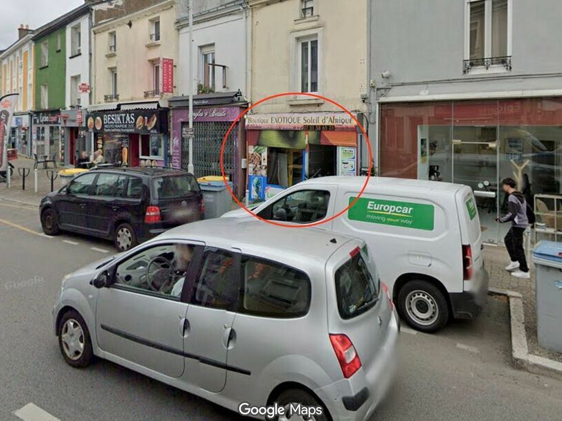 A LOUER - EMPLACEMENT N°1 - REZE
