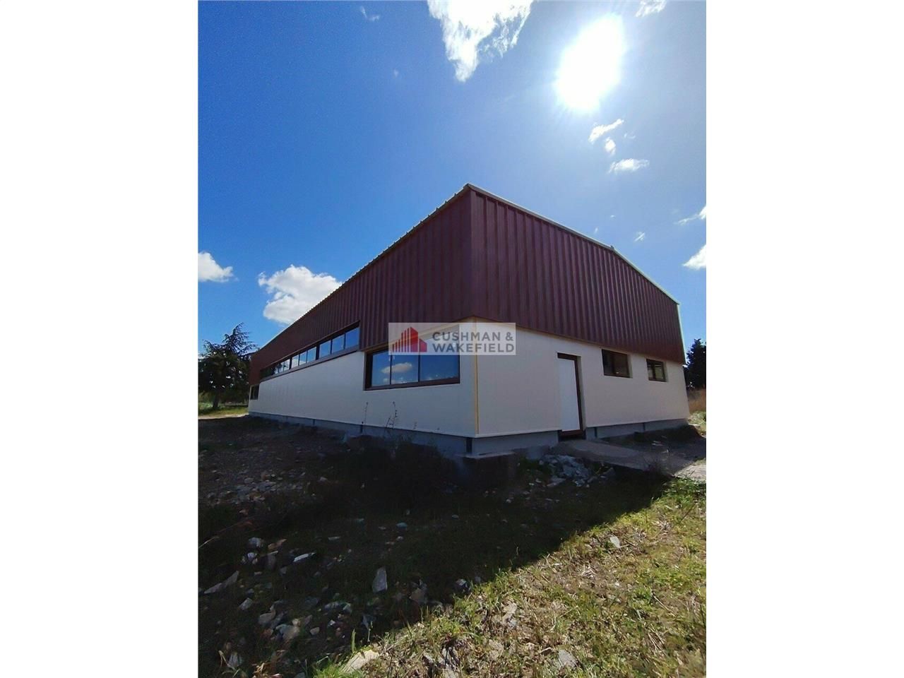 GARONS - LOCAUX D'ACTIVITES A LOUER