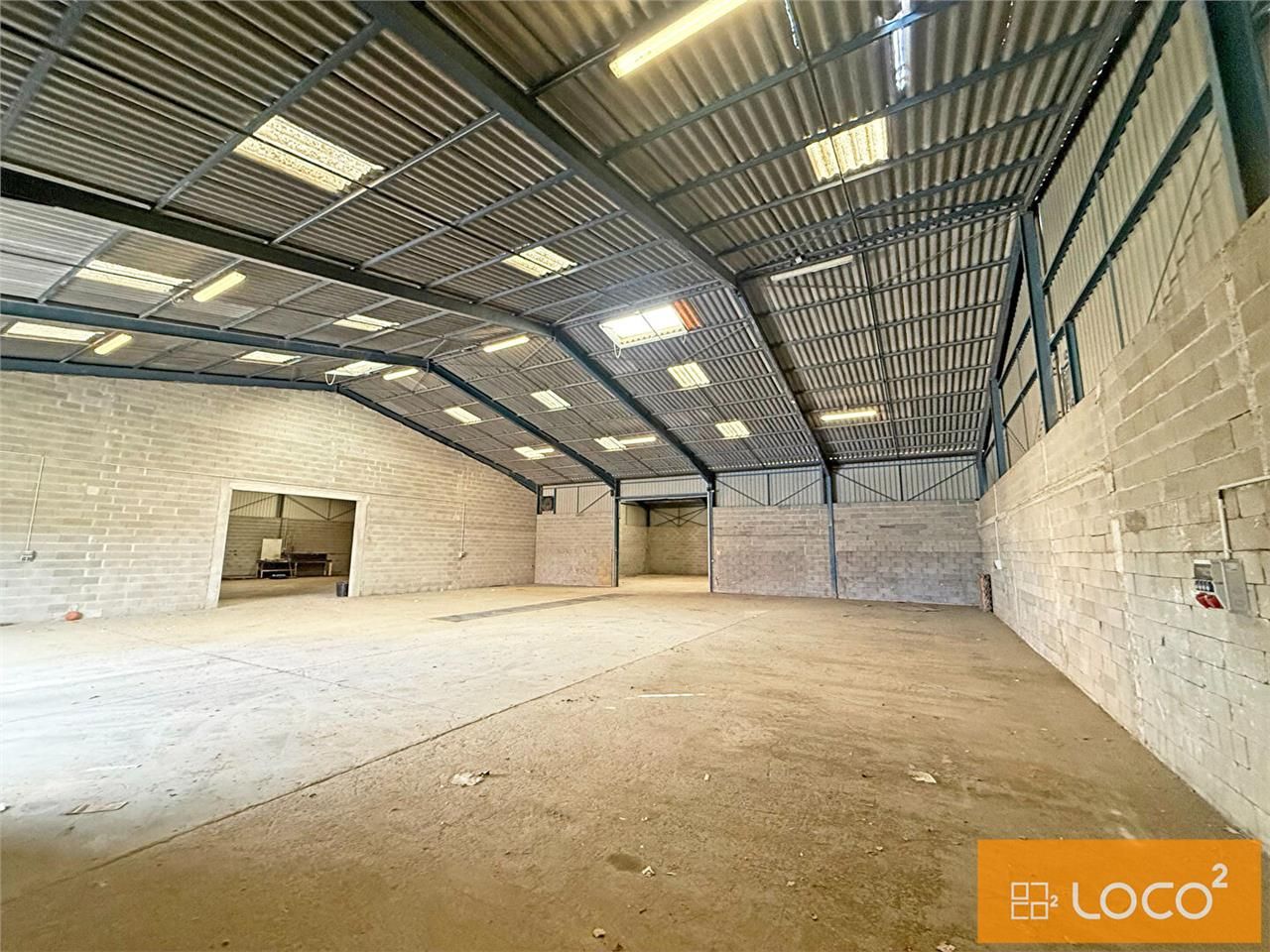 Vente local 1020.00 m² à COLOMIERS