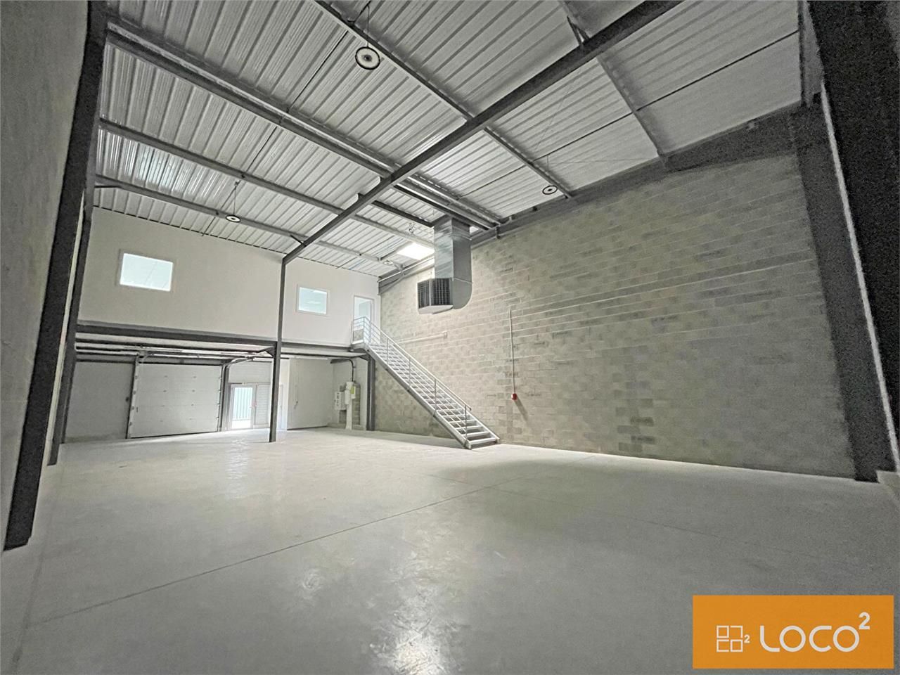 Location local 265.00 m² à CUGNAUX
