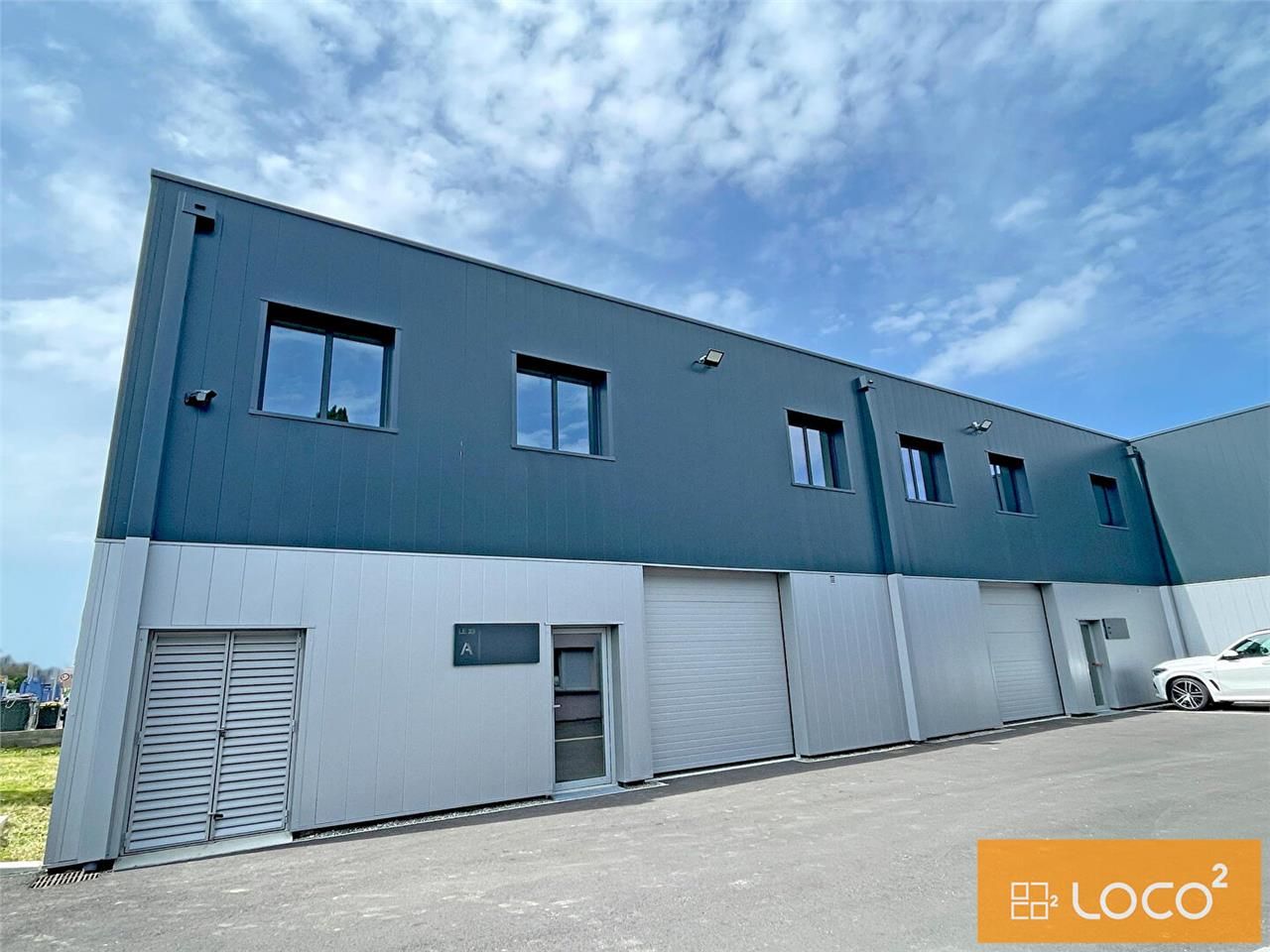 Location local 478.00 m² à CUGNAUX