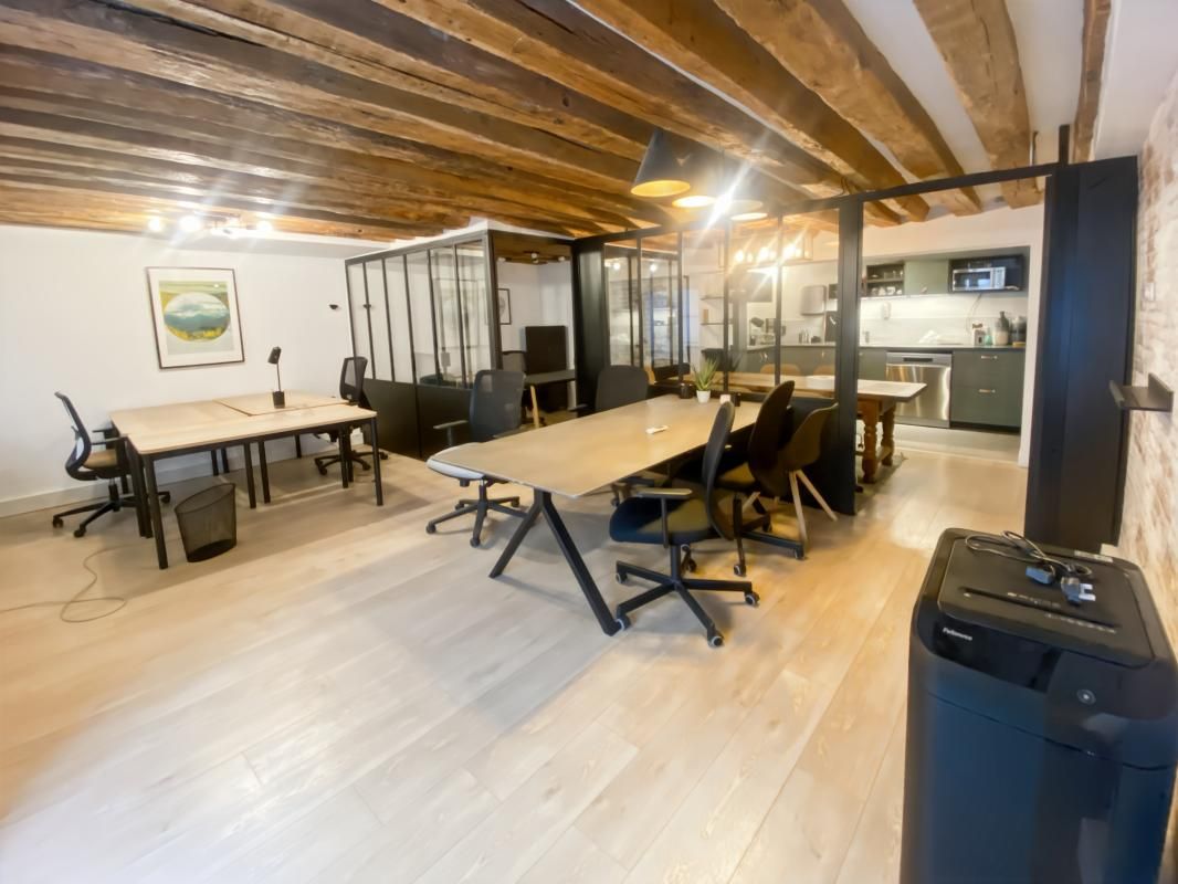 Location bureaux 130 m² non divisibles
