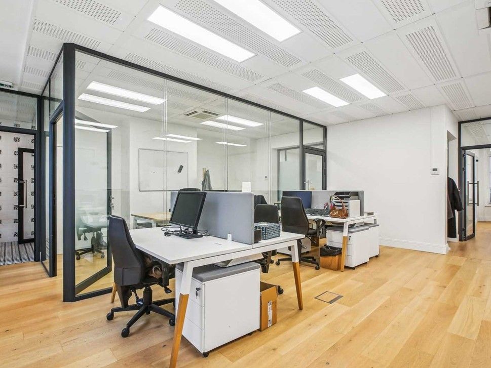 Vente bureaux 226 m² non divisibles