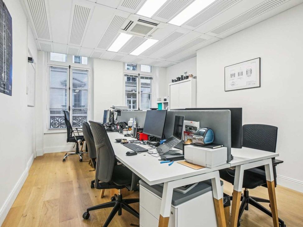Vente bureaux 226 m² non divisibles