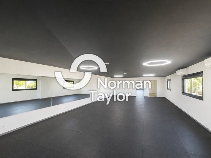 Location bureaux 100 m² non divisibles