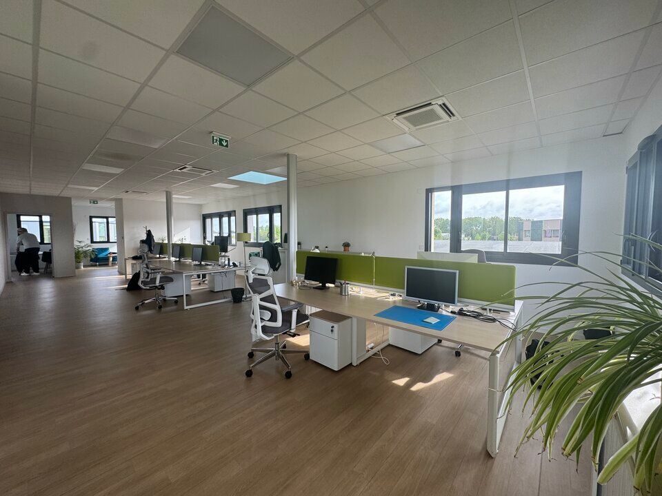 TOURS OUEST FONDETTES BUREAUX A LOUER DE 144 M² 4 PARKINGS