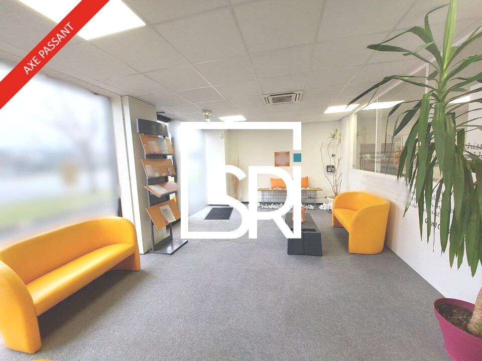 Location local commercial 220 m² non divisibles