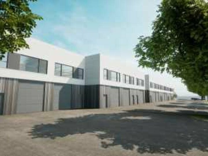 Location local d''activites 2217 m² divisibles à partir de 143 m²