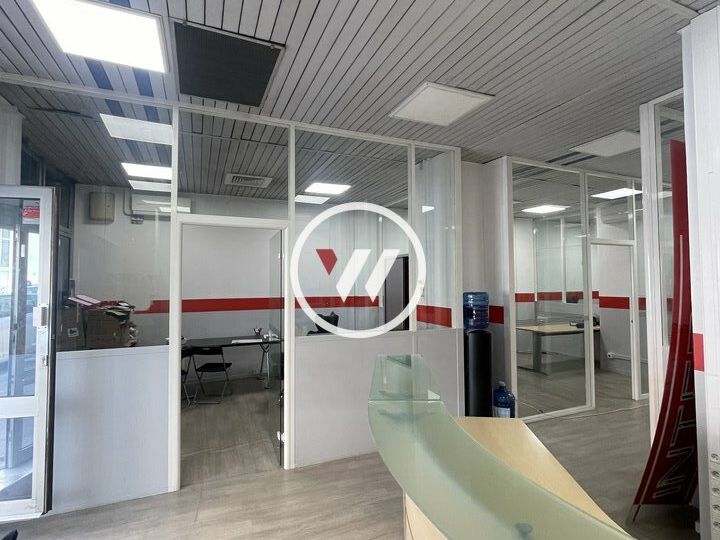 Location local commercial 114 m² non divisibles