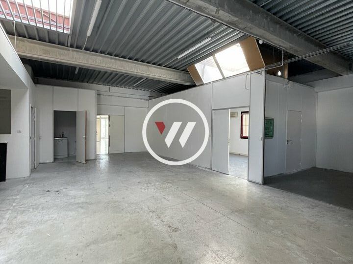 Location local d''activites 337 m² non divisibles
