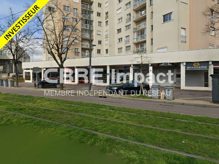 Vente local commercial 95 m² non divisibles