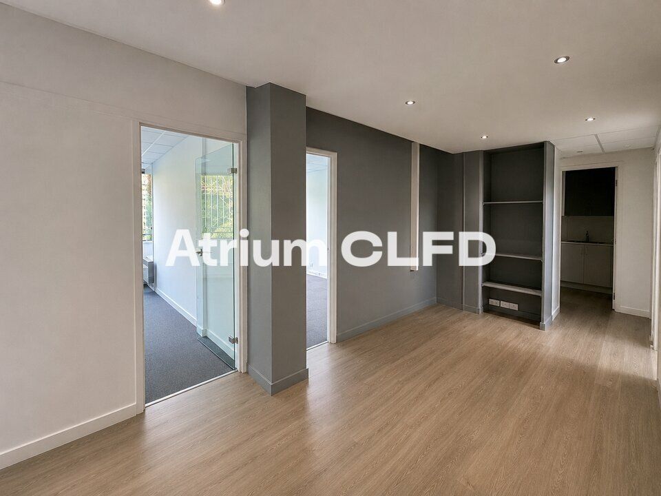 Location bureaux 121 m² non divisibles