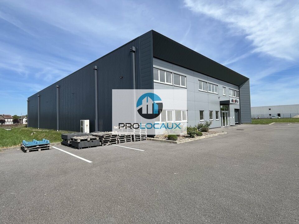 Location local d''activites 1185 m² non divisibles