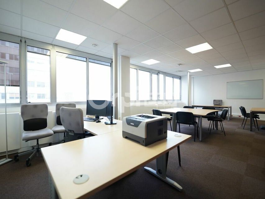 Vente bureaux 83.32 m² non divisibles