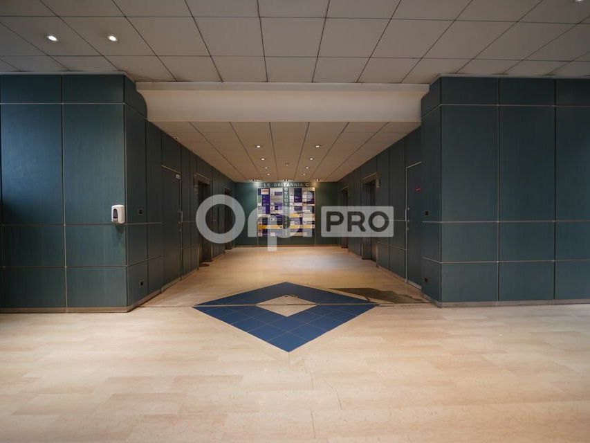 BUREAUX A VENDRE - 83 m² - LYON 3