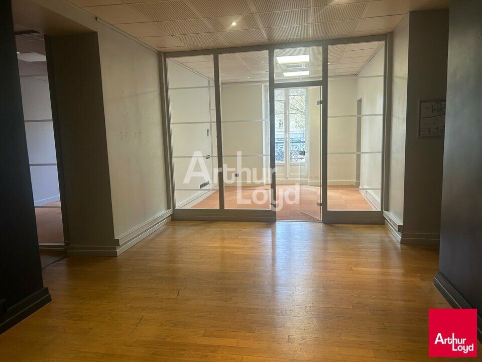 RENNES CENTRE - BUREAUX A LOUER