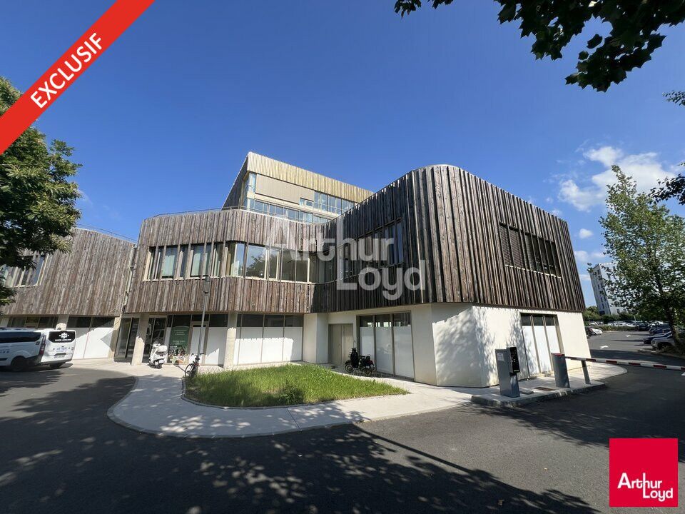 Vente bureaux 688 m² divisibles à partir de 240 m²