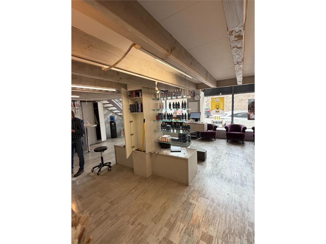 Location local commercial 160.00 m² à LIMOGES