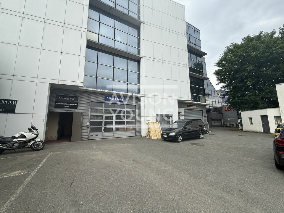 Location local d''activites 660 m² non divisibles