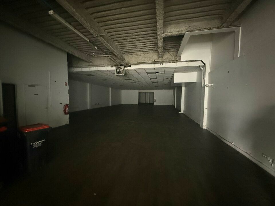 A louer local d'activités d'une superficie de 350 m² - SAINT DENIS (93)