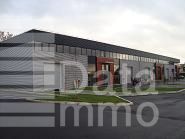 Location entrepôts 679 m² non divisibles
